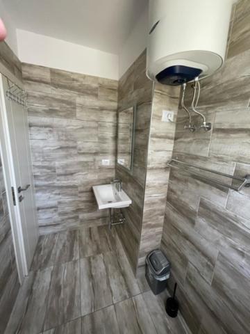 New Bazaar Rooms Тирана Экстерьер фото